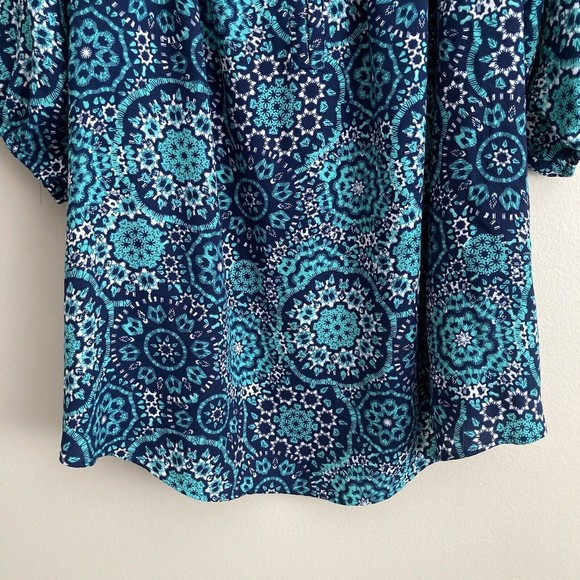 Torrid Womens Blue Turqoise Medalian Print Cold Shoulder Blouse Challis Size 3 - Picture 5 of 10